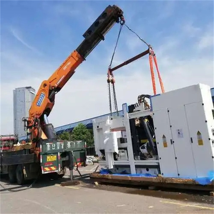 泗水附近小吊车联系方式|8-16吨|本地及时服务